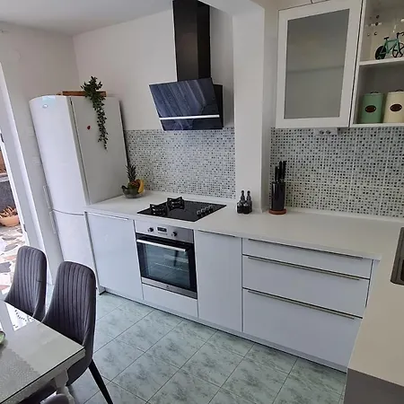 Apartman With A Parking Space Stobrec, - 21339 Split