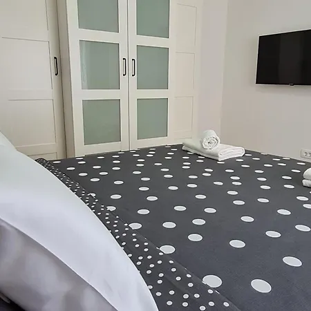 With A Parking Space Stobrec, - 21339 Apartman